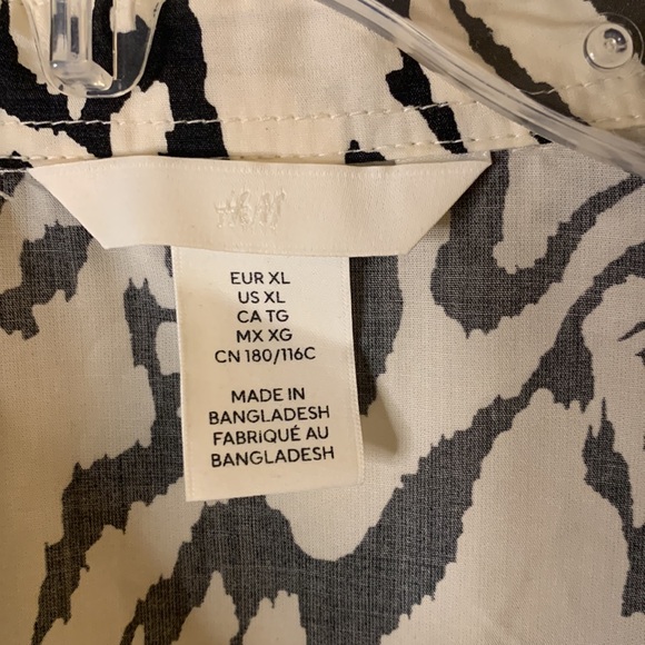 H&M NWOT size XL Lyocell Blend Button Front Shirtdress - Picture 2 of 9